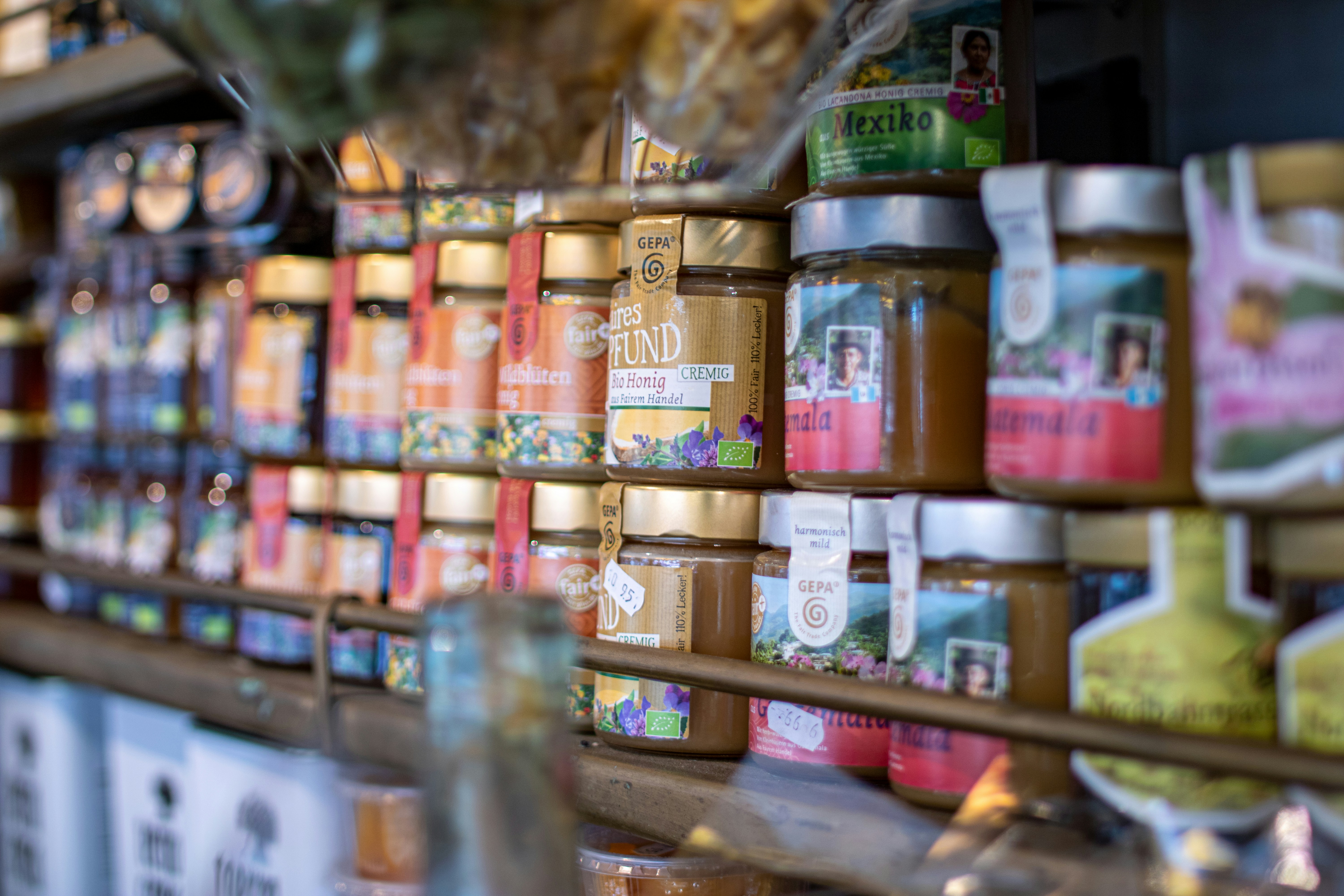 RETAIL & PRIVATE LABEL PRODUCTS
